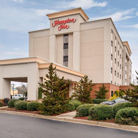 Hampton Inn Емпория Екстериор снимка